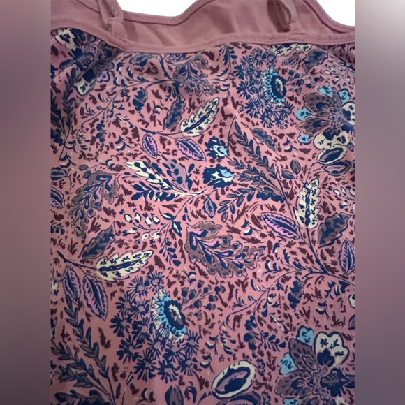 Torrid Peach/Blue Floral Tank/Camisole Women’s Size XL Good condition - Picture 5 of 7